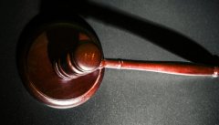 实盘股票配资平台-回天新材去年净利增近三成 创始人身陷囹圄市值大幅缩水
